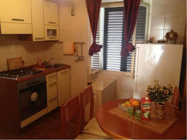 Studio In The Top Center Apartman Split Kültér fotó